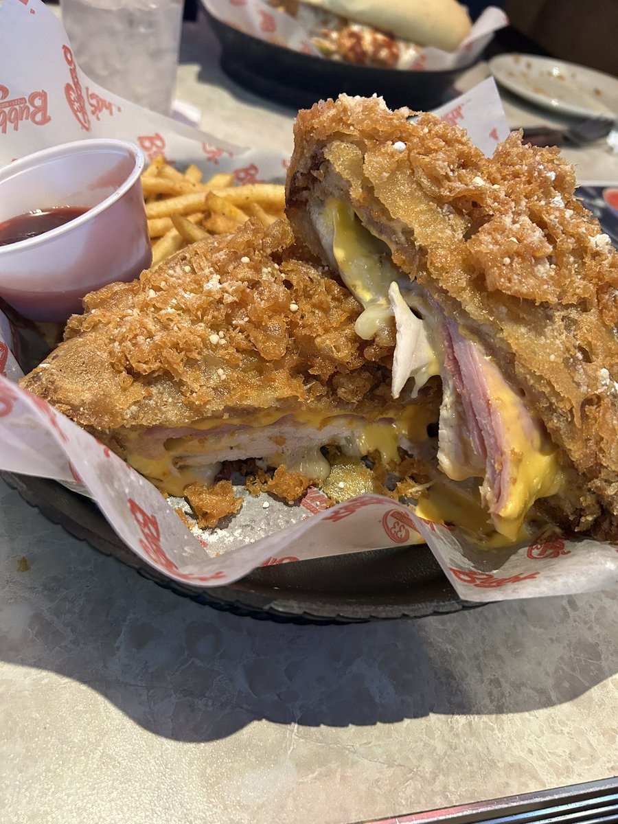 eric_shin_1's tweet photo. We were celebrating @flockGANGBB’s birthday and had this Monte Christo at @Bubbas_33 — and I can’t lie, it wasn’t as good as the last time and they need to not skimp on the powdered sugar. I still jacked my shit afterwards though https://t.co/XzWOq7ULkz