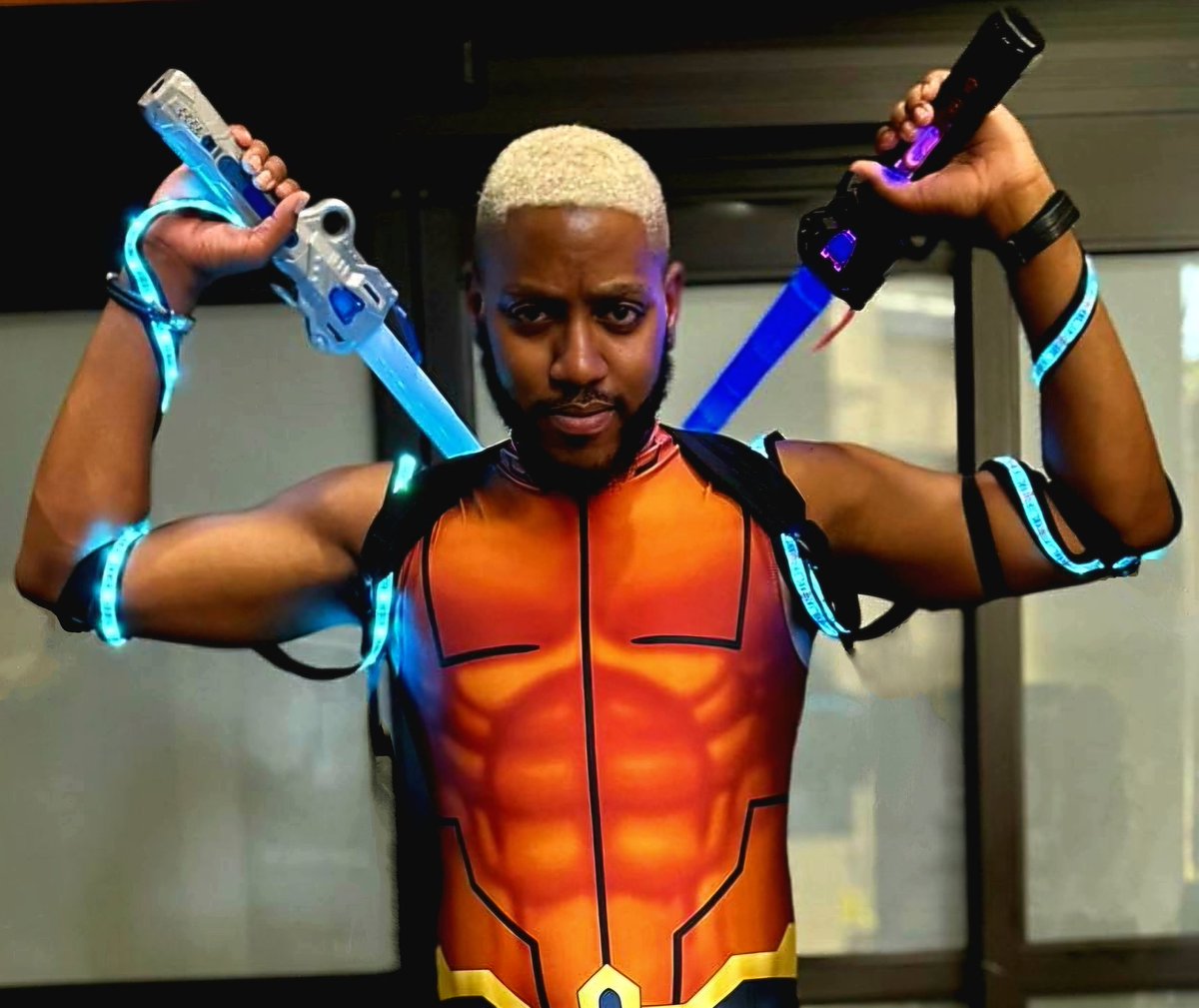 DRE3K's tweet photo. Said I would, and I did 🌊 Kaldur'ahm YJ4 Cosplay for @blerdconDC https://t.co/MlqQquogjT