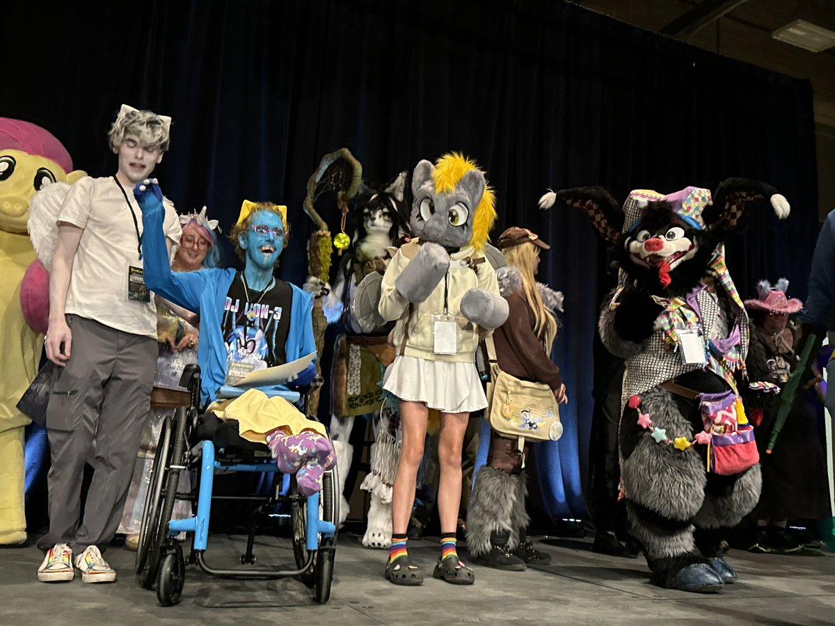 BryanBoyse's tweet photo. The cosplay contest had many great cosplayers thanks to all who participated @TrotCon https://t.co/ndlRVk95vP