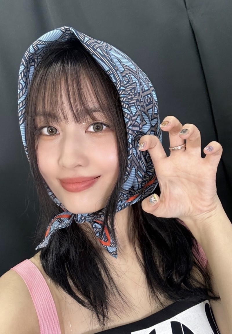 Lord__Dwight's tweet photo. 'READY TO BE' in JAPAN SPECIAL 大阪公演二日目！
MOMO 🍑 CHAEYOUNG 🍓

#모모 #MOMO #モモ #채영 #CHAEYOUNG #チェヨン #TWICE #트와이스 #미사모 #MISAMO #JAPAN5thALBUM #TWICE_5TH_WORLD_TOUR_READY_TO_BE_in_JAPAN_SPECIAL #READYTOBESPECIAL_IN_OSAKA_D2 https://t.co/ZsbK8ZA8mg