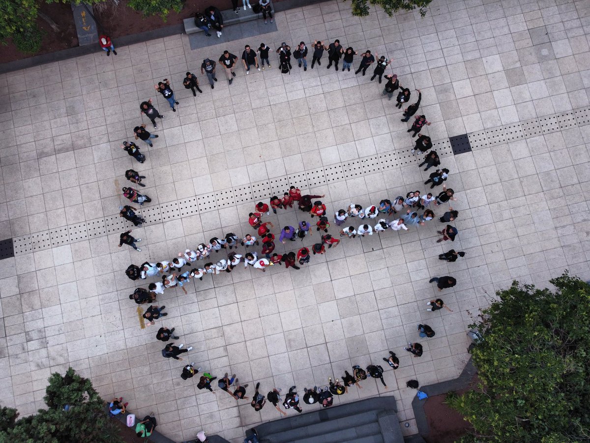 pokemex's tweet photo. ‼️DÍA 1 DE POKÉMON GO FEST

Muchas gracias a todos los que se dieron cita a lo largo de la Ciudad para disfrutar del #PokemonGOFest2024 

De parte del equipo de #Pokémex y d @PoGoCDMXOficial, les agradecemos su apoyo para hacer posible esta Pokebola gigante 🙌🏽

SON LOS MEJORES 😃 https://t.co/48iOtgcJLS
