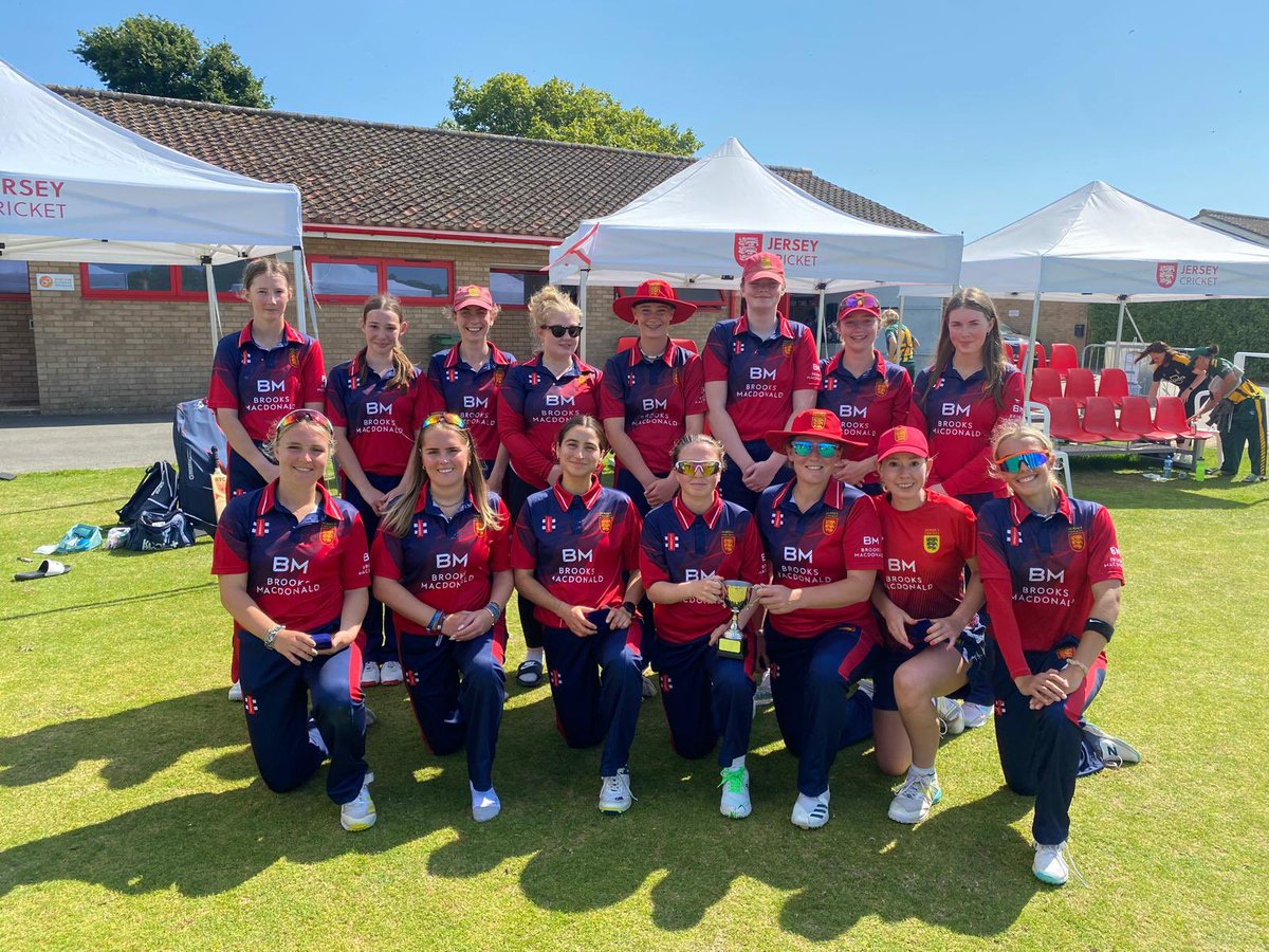 🔴 WOMENS CRICKET 🔴

JERSEY WIN BY 104 RUNS!

A clinical fielding and bowling display from Jersey as we convincingly wrap up the T20i Women’s Inter Insular 2024. 

Wickets shared and all bowlers contributing. Charlie Miles taking POTM for her knock of 68.

#backingred🇯🇪