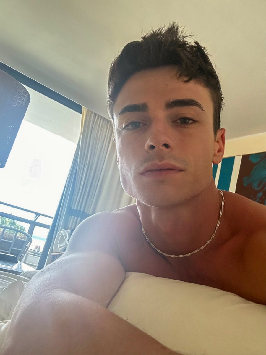 Good afternoon !!! ☀️🌴🥥