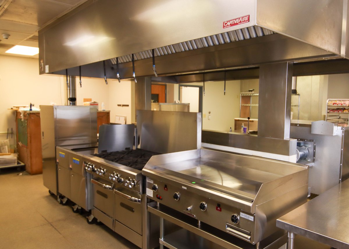 healtransitions's tweet image. Exciting news from our Women's Campus! We've just unveiled our NEW kitchen! We're deeply grateful for this much-needed space and are thrilled to begin using it. Smiles all around as we share this moment with you today!

#HealingTransitions #Kitchen #longtermrecovery #recovery