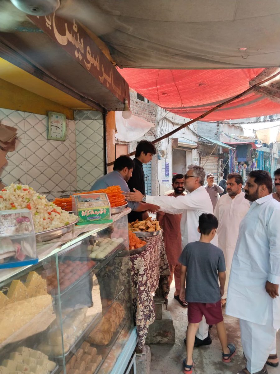 bilaltarar's tweet photo. Out in the constituency
#PP59 https://t.co/TJECrcIhRd