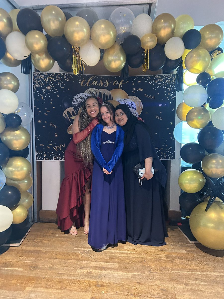 Stockgrn's tweet photo. We had such a fantastic evening Friday night. Year 11 it was so great to see you and to celebrate a wonderful 5 years at SGS ⭐️ 

Here’s a few photos from a magical evening 💜

More photos to come this week 📷 

@the_atlp #prom https://t.co/cosKYi0RA6