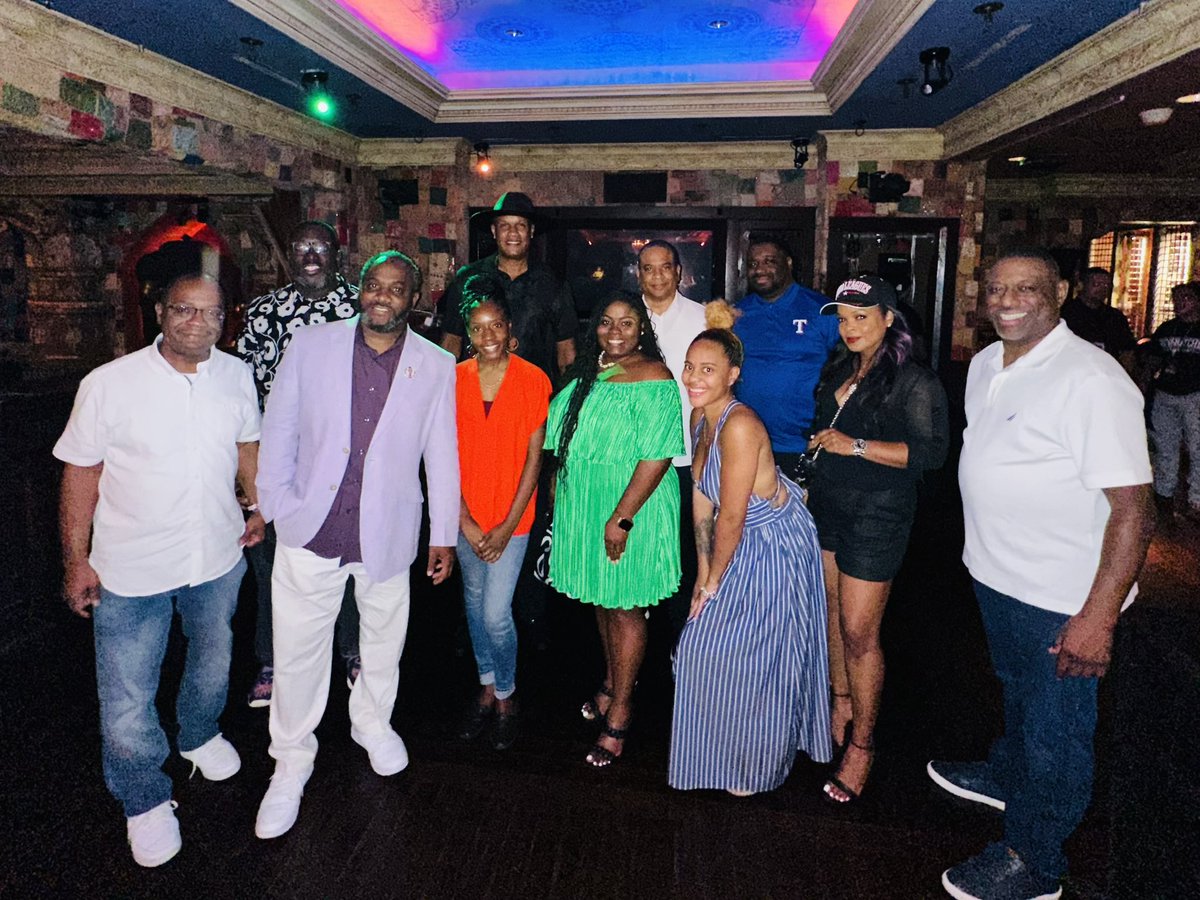 dfw_abj's tweet photo. Thanks to all who joined us and our fabulous co-sponsors for the #MLB #AllStarWeekend #Media #Party at the #FoundationRoom located inside #HouseOfBlues #Dallas! Join our local #NABJ chapter to help with programming and events. Visit https://t.co/rXmxGNIRBM #Journalists #DFWABJ https://t.co/sx2n8PqRWV