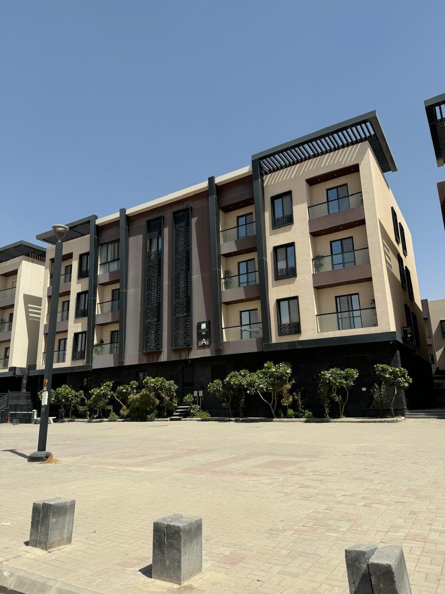 Naser9973771706's tweet photo. 🏠عقارات فاخرة 🏠
للايجار شقة بالماجدية ١٠٣
الحي /التعاون
السعر/90.000
للتواصل ومزيد من التفاصيل يسعدنا تواصلكم
ناصر/
0568818509-0558508509
#عقارات #عقار #التعاون #عاشوراء #الرياض_الآن #شقق #تمديد_منفعة_الامان_الوظيفي #Trump #الراجحي_المالية https://t.co/9kdt3oQhkk