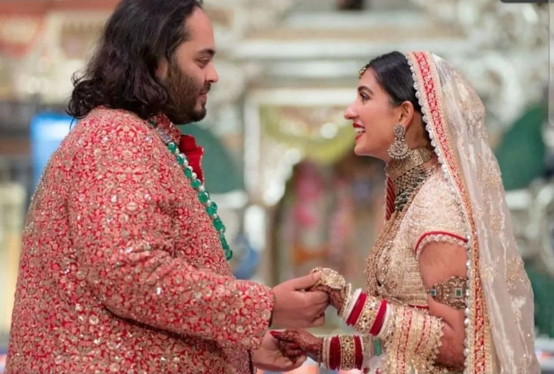 X__traveller's tweet photo. Anant and Radhika's reception is happening. #AnantRadhikaReception https://t.co/Lu85k0c60a