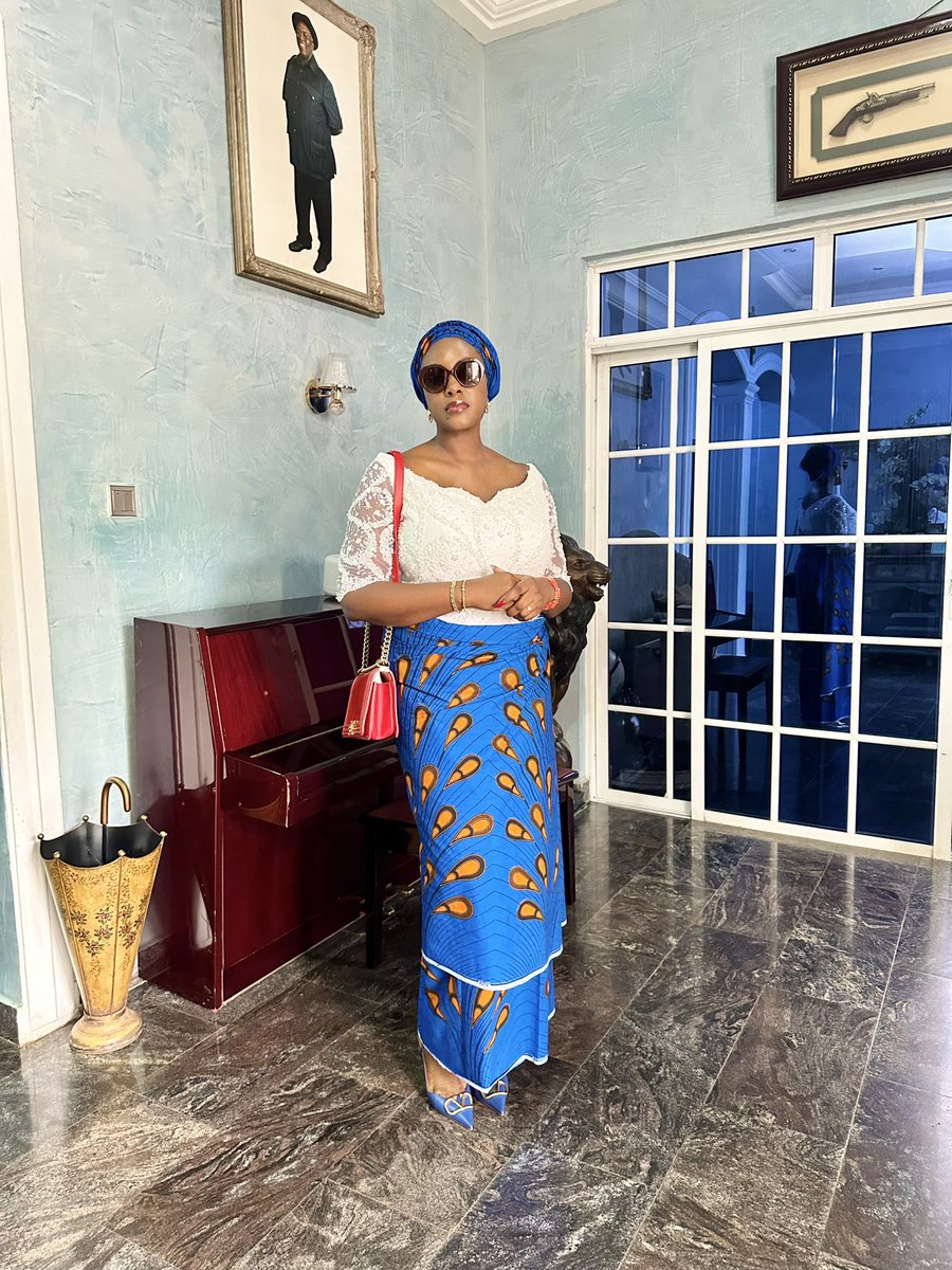 aishaachonu's tweet photo. Nwunye Di time; Ugba, Ukwa, Banter and community progress analysis/
A woman’s superpower is in sisterhood.
Treasured moments 🤍🤍🤍

Have a blessed friends. https://t.co/1Ffnv81h7F