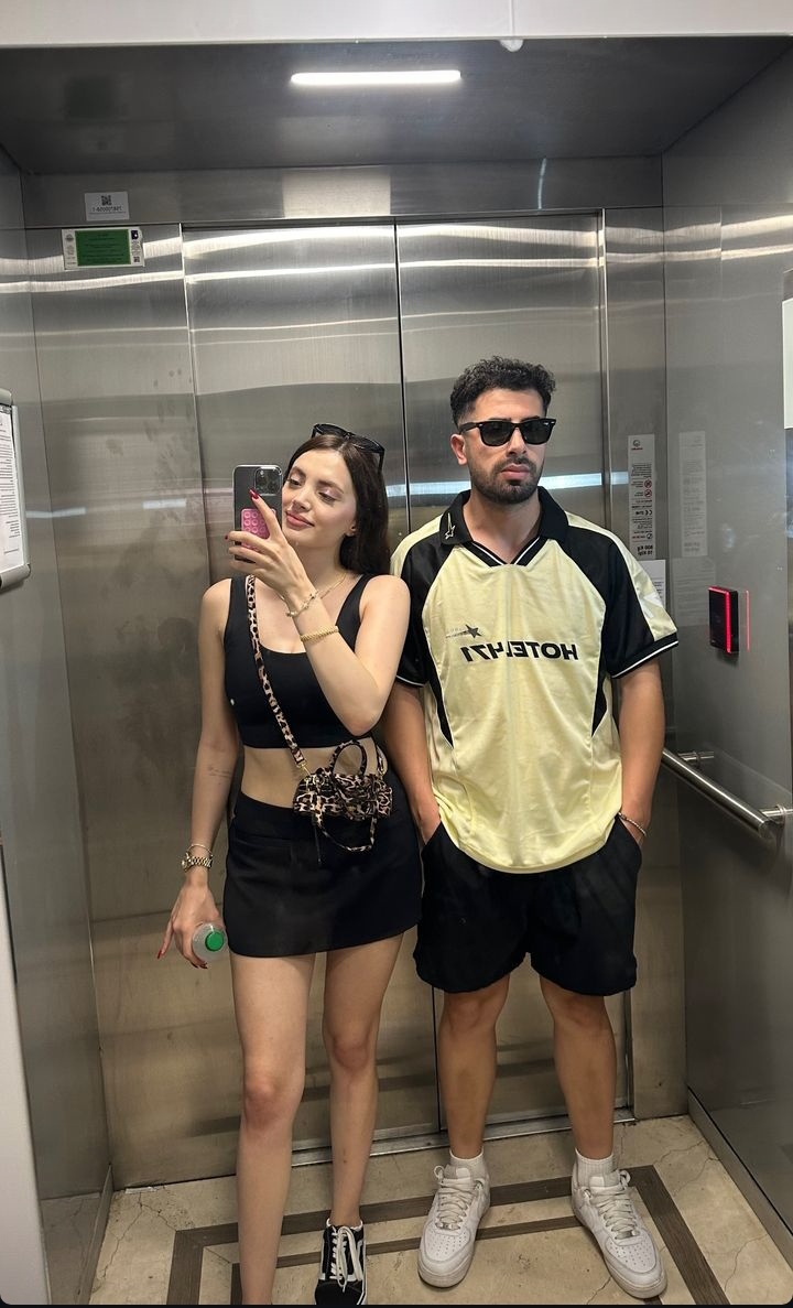 Power couple🌟

|• <a href="/elifnuryeel/">Elif Nur Yel</a> |• <a href="/espiresmi/">espiresmi</a> |• #ElSed