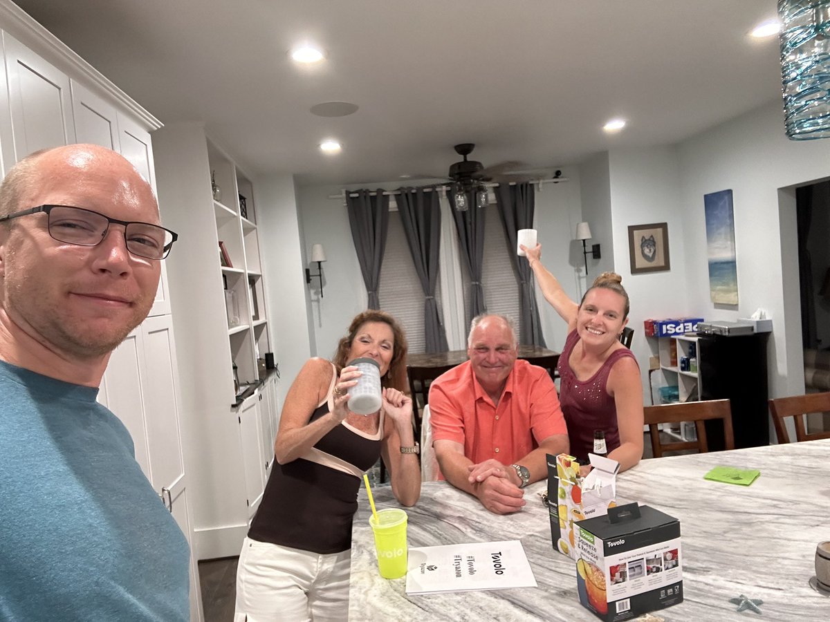 HBernesser's tweet photo. Had a blast showing off the @TovoloUS mini ice cylinders and the rest of the awesome swag that @Tryazon sent! https://t.co/4bEPqYanfp
