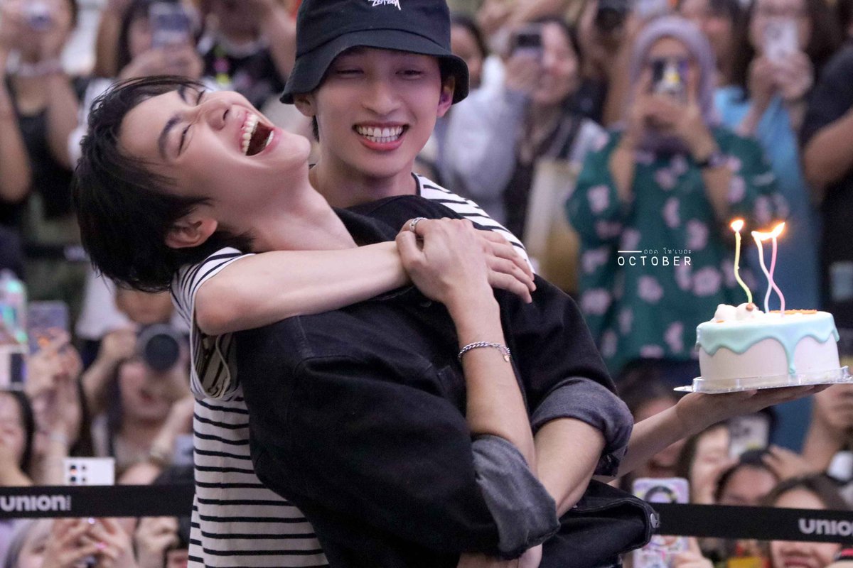affectionate_o's tweet photo. This is the reason why they’ll always have my whole heart 

OUR BELOVED BOSSCKM
#BossCKM25thBDParty #BossNoeul #BoNoh https://t.co/YrhCWSOGWH