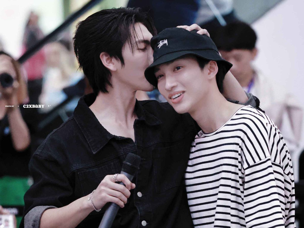 affectionate_o's tweet photo. This is the reason why they’ll always have my whole heart 

OUR BELOVED BOSSCKM
#BossCKM25thBDParty #BossNoeul #BoNoh https://t.co/YrhCWSOGWH