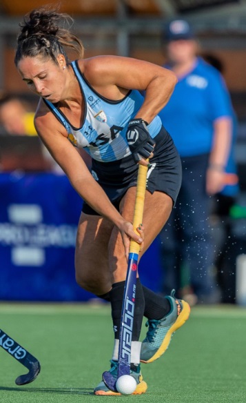instintoamateur's tweet photo. #Hockey 🏑
Al aire de @provincia1270 llega @MartuPerez19 con un informe "seleccionado"
Y además trae la palabra de la #Abanderada @PrensaCOA Rocío Sánchez Moccia https://t.co/L2cqb5tGUT