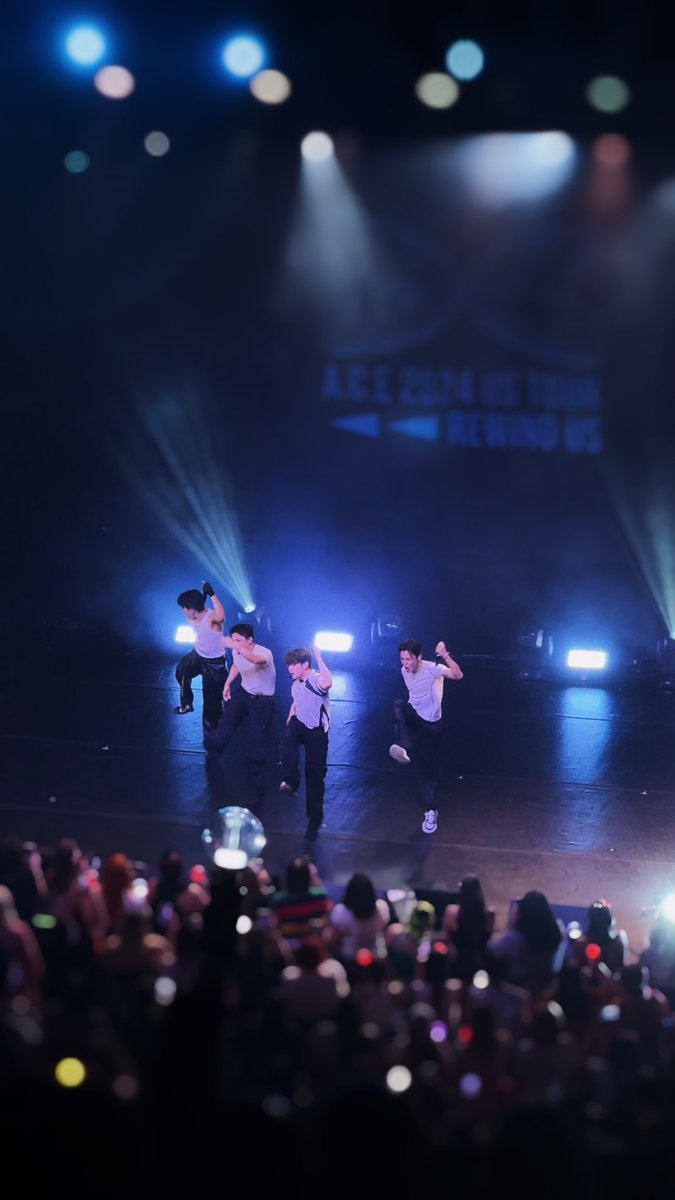 heartchuuheart's tweet photo. july 13 2024 ✨ ace in detroit photo thread
taken with iPhone 15 Pro; edited with Vsco Cam — still messing with settings I loved my 13 but rip no storage🤣
#ACEInDetroit #ACE #에이스 #ACE_US_TOUR #AceSupernatural #REWIND_US #ACEinUS #ACE_2024USTour_REWINDUS #ACE_REWINDUS https://t.co/EPMyry5mZv