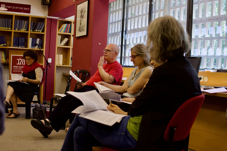 LeoBaeckJeru's tweet photo. Today was the first meeting in the LBI Jerusalem and @adamdemocracy for Democracy and Peace’s series of gatherings, which will explore humanism, democracy, and everything in between, as interpreted and expressed by Jewish and Muslim thinkers.
We look forward to the next sessions! https://t.co/RzAjQJCeWc