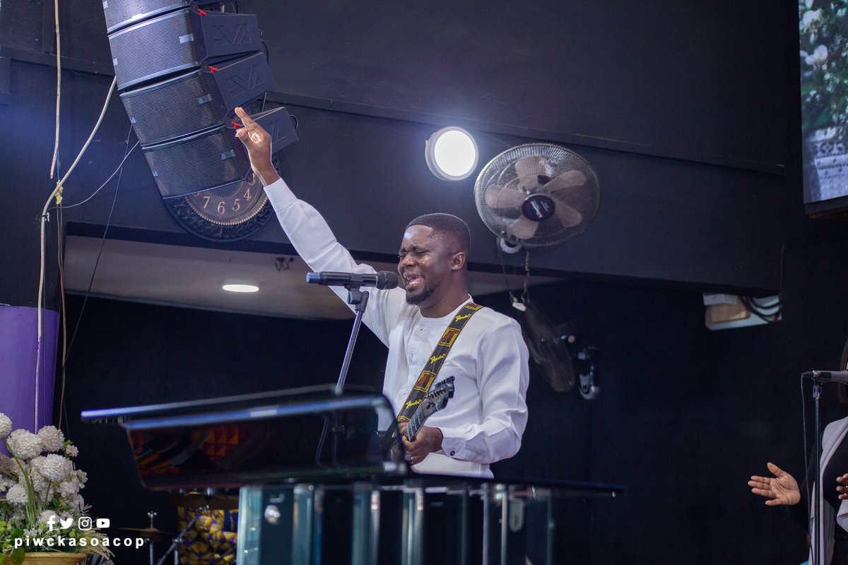 Piwc_Kasoa's tweet photo. Scenes from our Lord's Supper Service.
#PiwcKasoa | #TheSpecialChurch | #APeopleUnleashed | #AnotherLevel | #PenteSunday
1/4 https://t.co/hkwGM9i3NM
