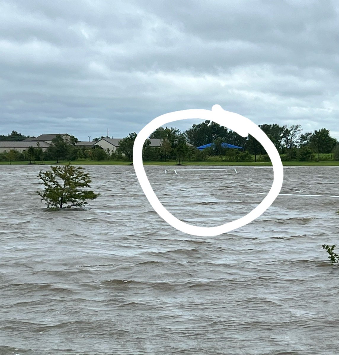 SierraRoseGK08's tweet photo. Saturday training with @s_goalkeeping. Fields are still a little wet post Hurricane Beryl. #commitmentcounts #GK2026
@coachkevincross
@ImCollegeSoccer
@ImYouthSoccer
@G2CollegeSoccer
@CollegeSoccerID
@GAcademyLeague
@Rise08G
@CampShutout https://t.co/vXJOLJSCkH