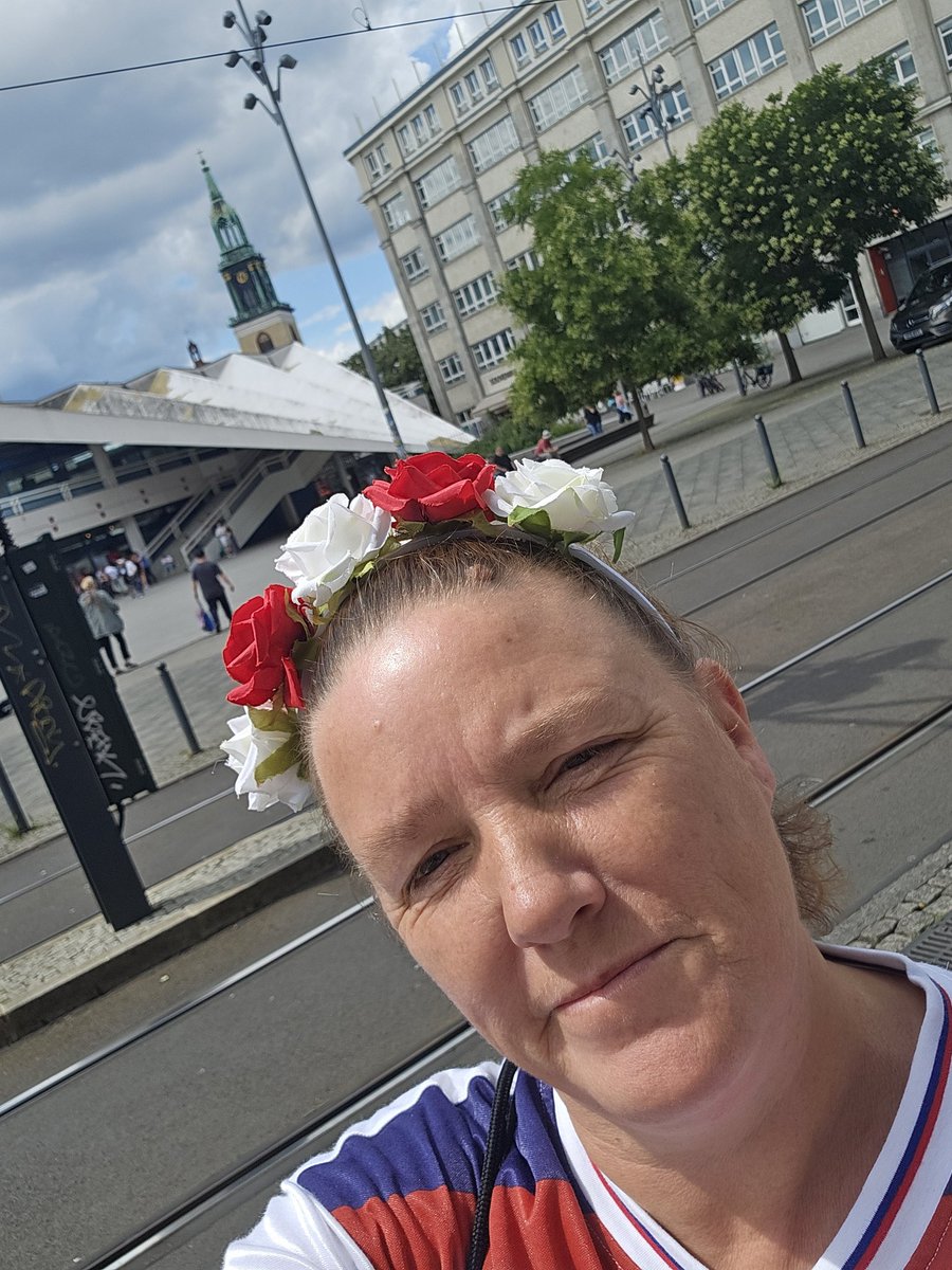 traciefee's tweet photo. @BrixhamAFC come on England 🏴󠁧󠁢󠁥󠁮󠁧󠁿 https://t.co/bJizvDXUKb