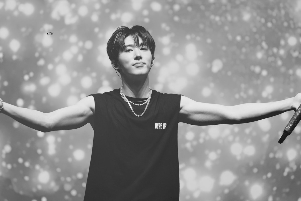 Kitestown's tweet photo. 240713 HYPE UP MACAU 
HD
고생했어 나의 우주야♥️
@shxx131bi131 
#김한빈 #비아이 #kimhanbin https://t.co/AT9MpxnCCh