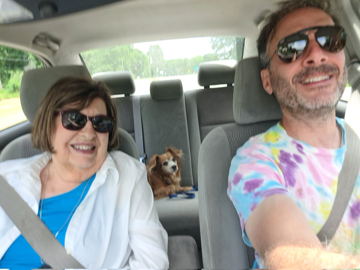 On her special day, it's my pleasure to call this amazingly knowledgeable, wise, easy-going,avid and devoted Sawyer Fredericks fan and supporter, my friend.🩵  I couldn't aak for a better human copilot😊🛫🚗🚍🚅🎶#TeamSawyer #Birthday 🎹🎹🎹🎹🎹🎹🎹🎹🎹🎹🎹🎹🐤🐤🐤☝️