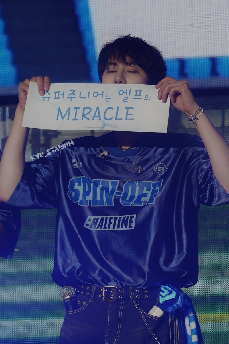 Kyu_Starnim's tweet photo. 240714 SUPER JUNIOR <SUPER SHOW SPIN-OFF : Halftime> in Singapore

You’re my Miracle 🥰

#규현 
#KYUHYUN
#圭贤 #キュヒョン 
#규현아_사랑해

#SuperShow_Spinoff_Halftime #SSS_HALFTIME

#SuperShow_Spinoff_Halftime_Singapore #SSS_HALFTIME_SG https://t.co/qn1GbT19R4
