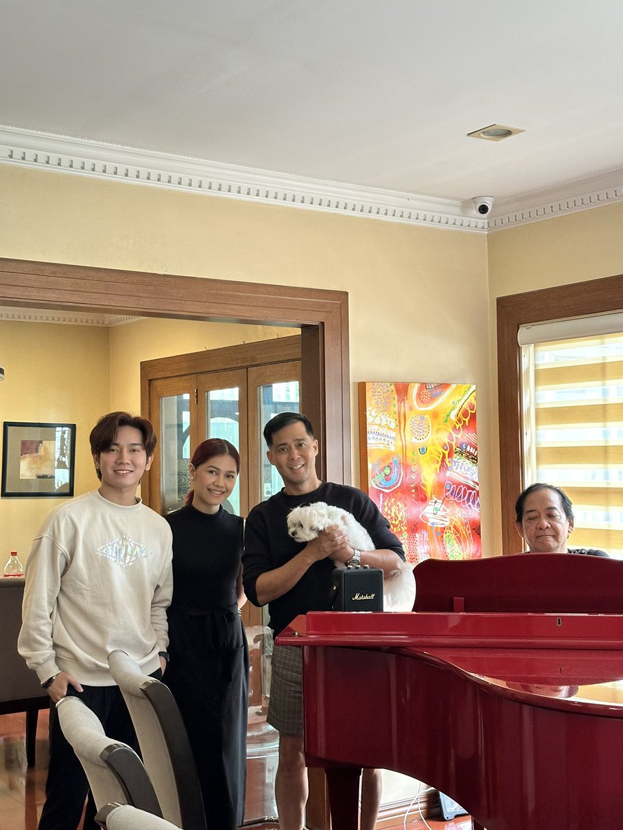 iamdingdong_A's tweet photo. I dont get to post
much on X. Pero pag may pambihirang nangyayari, talagang mapapa-post ako. Like kanina, nag piano rehearsal kami ni JMielle at sobrang na impress ako sa husay nilang dalawa. Nakaka-excite tuloy yung prod namin. Ilang araw nalang July 19 na. See you at Solaire. https://t.co/x8CauNvJkW