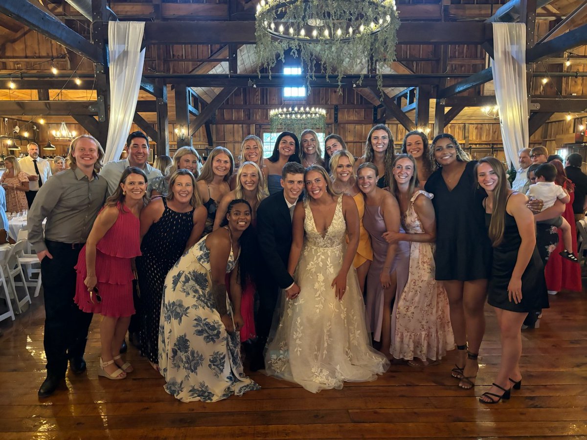 We had an amazing night last night celebrating Bluejay alum <a href="/jaela_zimm/">Jaela Zimmerman</a> at her wedding! 
#GoJays