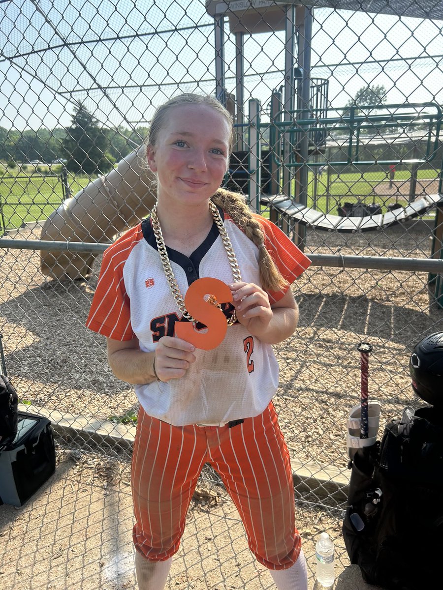 IndianaSmoke's tweet photo. Grace G. and Bailey P. from our 18U Church 🥎 team each hit 2 home-runs at the USSSA Hoosier Invitational in Bloomington, IN this weekend!  They are sporting the Smoke Power Chain! Great job, ladies!! 🧡🖤 https://t.co/tSqHtQKqnR
