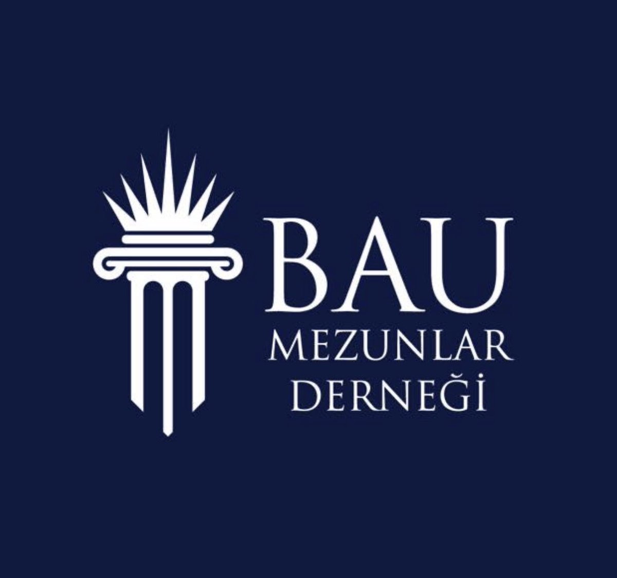 serdarsenel's tweet photo. 24 yılda ilk defa mezuniyetinizde yanınızda olamadım. Fakat kalbim sizlerle. Bugün aramıza katılan yeni mezunlarımız ile tüm dünyada 57.000 mezunu olan büyük bir aileyiz. Biz BAU Mezunlar Derneği olarak bayrağımızı taşıdığımız her yerde “Daima Sizlerle - Daima Birlikte” olacağız. Yeni yaşam yolculuğunuzda başarı ve mutluluklar diliyorum. Başarınız ve toplumsal konulara duyarlılığınız ile üniversitemizi ve derneğimizi en iyi şekilde temsil edeceğinize inanıyorum. Yolunuz açık olsun…@baumezunIar @Bahcesehir