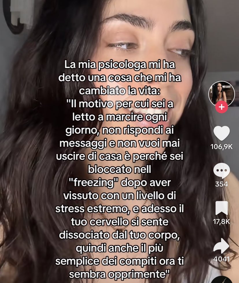 deadpoetstan's tweet photo. praticamente quello che sento io https://t.co/MixNuX3O3e