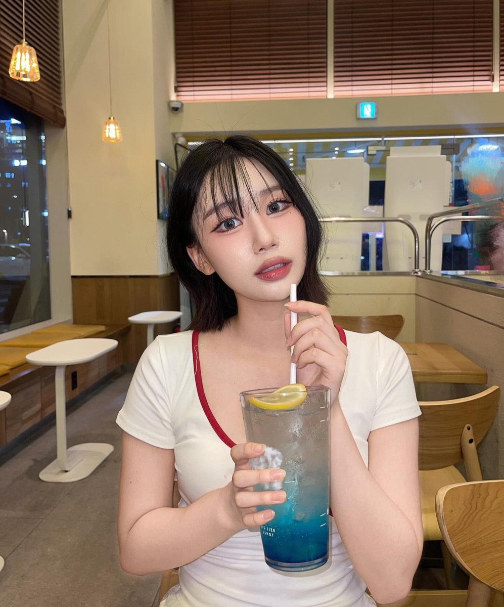 dianalimuco's tweet photo. Happy Birthday my dearest Bessie!

BESSIEFUL DAY WITH YOU
@offclLapillus @Lapillus_twt
#Lapillus #라필루스 #Bessie
#베시 #HappyBessieDay

Welcome to your 20's! It will be such an exciting ride! May you always be level headed, full of love (as always) and be the adorable lil Bessie that we know. I hope one day we will hear the music that you made. You are such a talented individual, may you never lose your fire.

I love how your confidence grew so much. You are beautiful, you are talented, you are one of a kind, don't let them tell you otherwise.

I love you Bessie! May you have the best day ever! Please always be happy and healthy.

Diana. ❤️