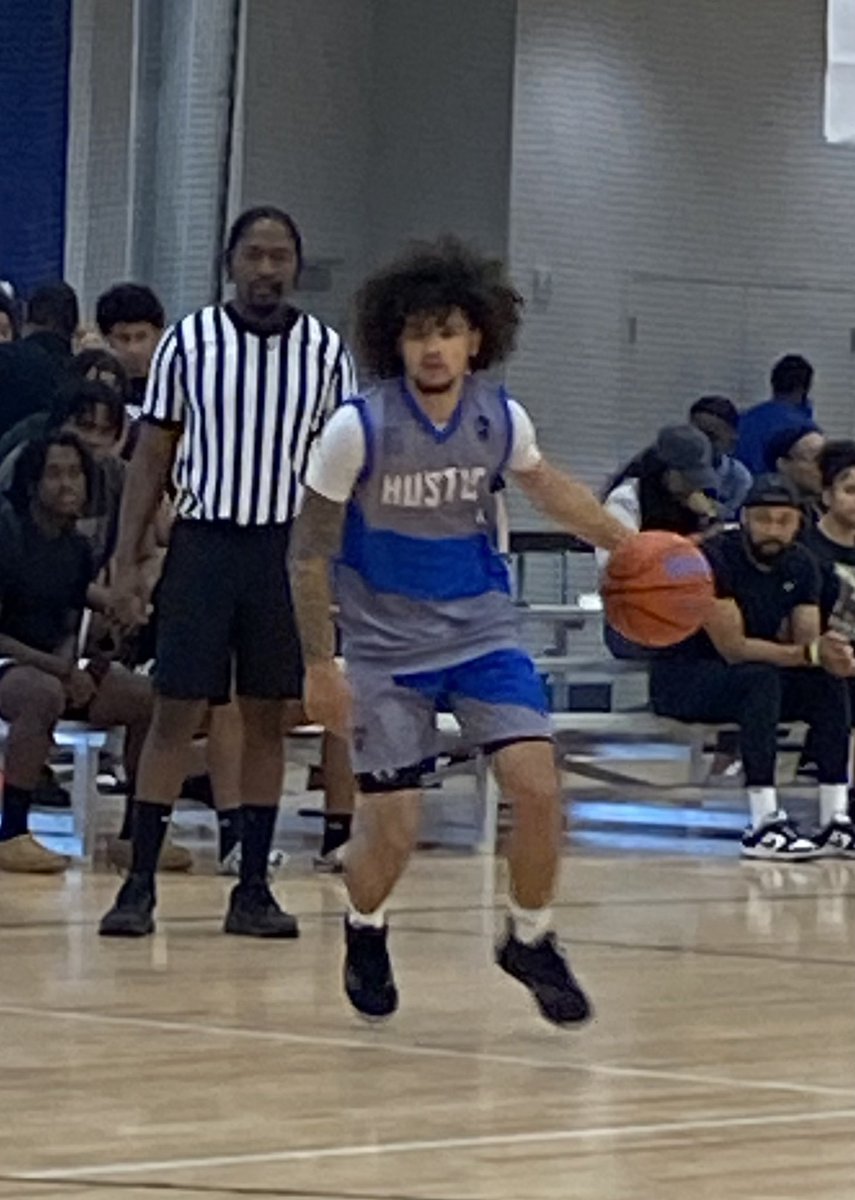 NorfolkKnights's tweet photo. Team Hustle DMV 5’11 2025 point guard Lantz Butler combines highly efficient shot making skills with quickness and the ability to get into the paint at will and finish or distribute.  He shot over 40% from beyond the arc during a stellar high school season for top seeded McDonough HS, MD where he earned SMBCA Honorable Mention All Conference Honors.  He’s averaging 17.5ppg here at #BigShots #RichmondLive2 @BigShotsToday @BigShotsGlobal
