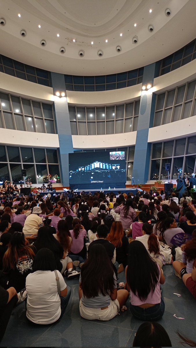 JngkkJmn's tweet photo. thank you for this wonderful experience with ARMYs @army_cavite !π feel ko bukas ko iindahin ang paos at sakit ng katawan HAHAHAHA and thank you sa Suga Canvas Photoπ»π my porpol heart is saur fullπ₯Ήπ
β army forever, bangtan forever.
#SteelDecadeWithBTS https://t.co/6mvsD3dnI0