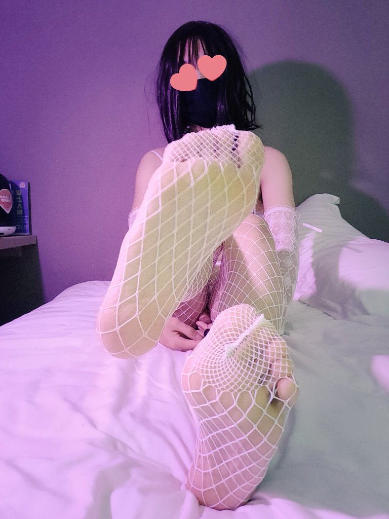 cdxxtqwq's tweet photo. 好久没女装了，重新发发老照片��看着好涩
#伪娘 #骚货 #文爱 #粗口 https://t.co/5DQq1LMUzX