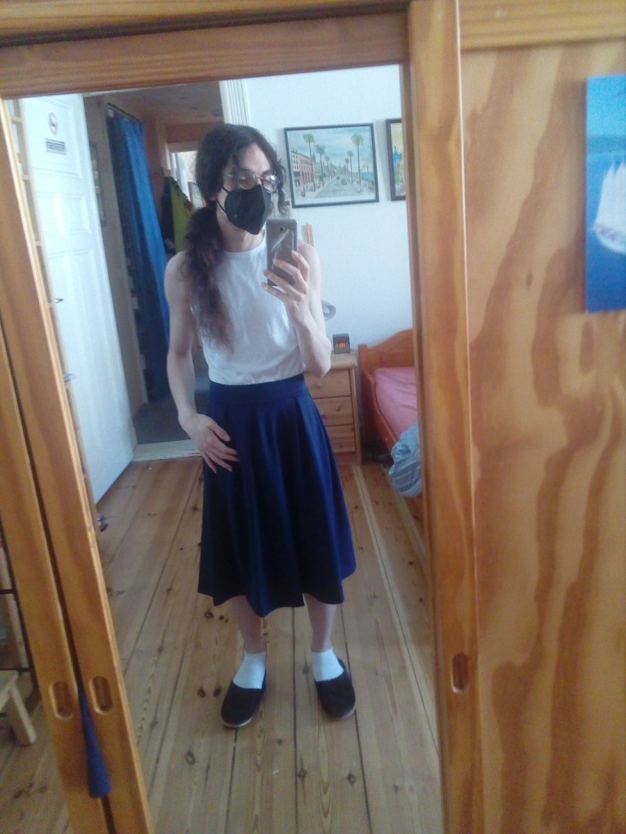 Reluxtrue's tweet image. My godsister says my hair suits me better like this. What do you guys think?