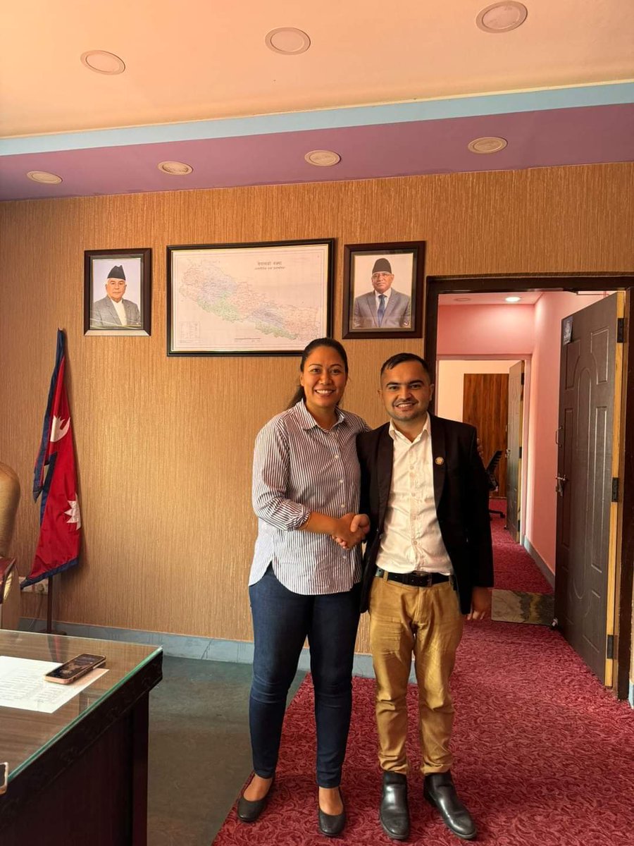 विवेकशील राजनीति / वैकल्पिक राजनितीले दिन खोजेको 'सच्चा' डेलिभेरी शिक्षा मन्त्री Sumana Shrestha जी, उहाँको सल्लाहकार <a href="/HarishBhatt_/">हरीशप्रसाद भट्ट</a> जी, उहाँको सचिवालय र टिमले गरेर देखायो।

हामीले खोजेको मन्त्री कस्तो भन्दा सुमनाजस्तो भन्ने मानक बनाउन सफल हुनुभएकोमा बधाई साथीहरू।