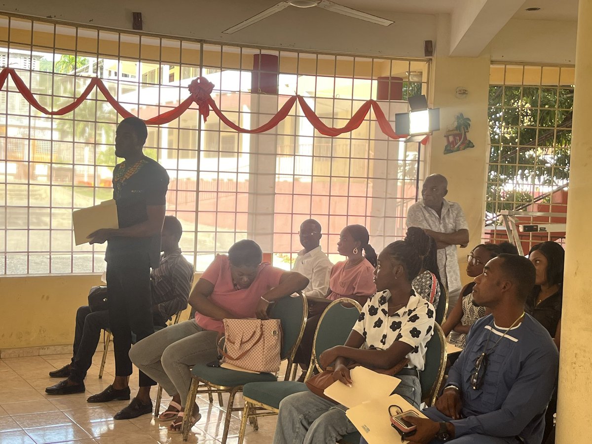 RhjsHaiti's tweet image. Regardez quelques photos prises lors de la séance de formation sur la violence sexuelle et la planification familiale, organisée pour les journalistes et influenceurs à Jérémie.

#RHJS #Journalisme #GrandeAnse #Sud #ViolenceSexuelle #MSPP  #PISCCA