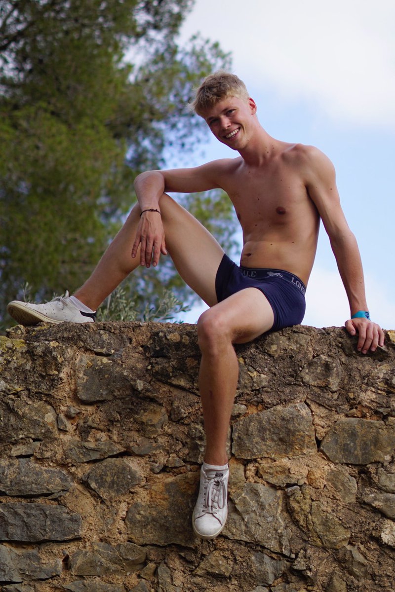 Last reminder to not miss out my first collab with <a href="/Lenny_curl/">Lenny Curl</a> 🥵😋
Release to all my OF fans tomorrow or today on Lenny’s account🥳