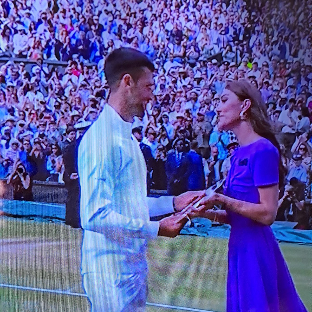 RICHNEWSLONDON's tweet photo. Let's hope the Spanish don't win again today.

#Wimbledon #CarlosAlcaraz wins against #NovakDjokovic with @RoyalFamily present. 

Come on, @England 🏴󠁧󠁢󠁥󠁮󠁧󠁿🇬🇧🏴󠁧󠁢󠁥󠁮󠁧󠁿 https://t.co/Isi8bl6eEp