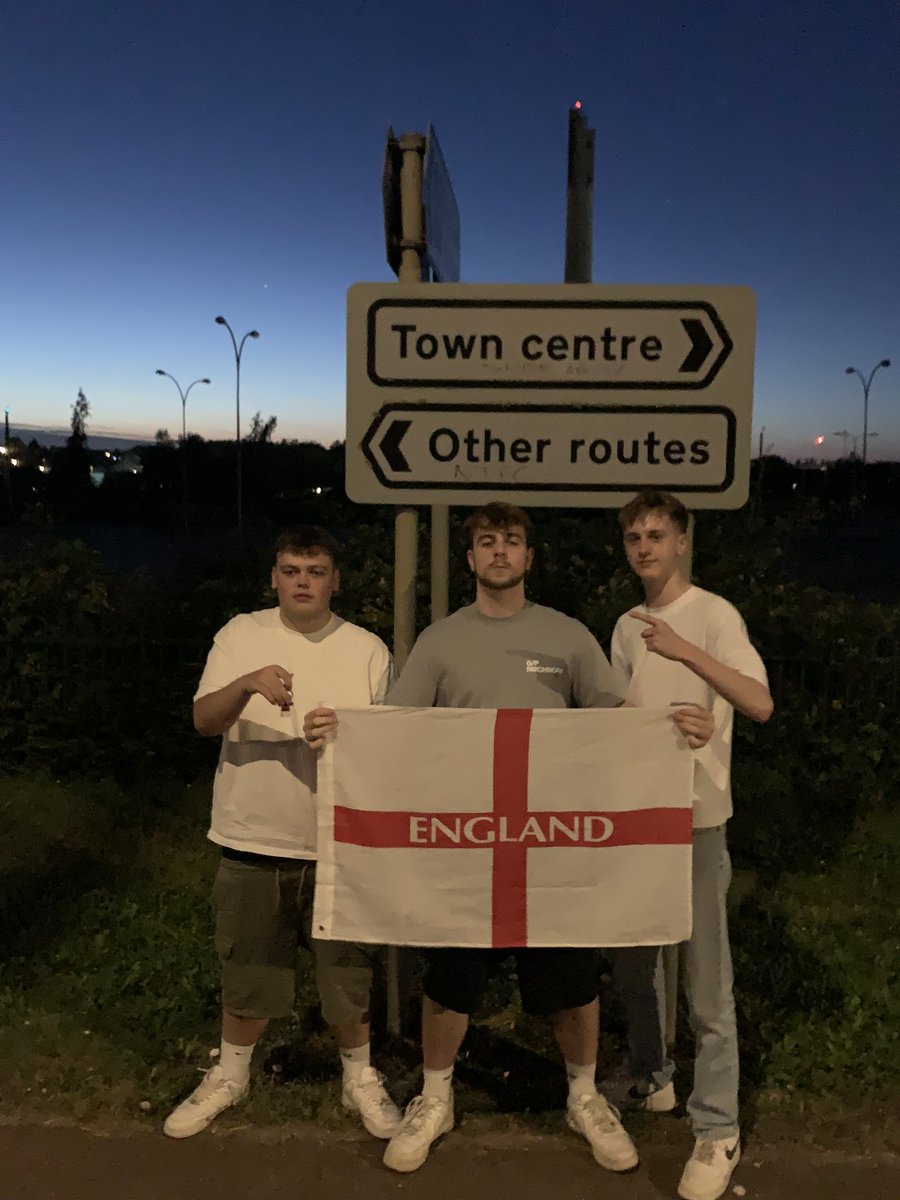 ustink20's tweet photo. #ssnthreelions https://t.co/ByR0NmH8Ph