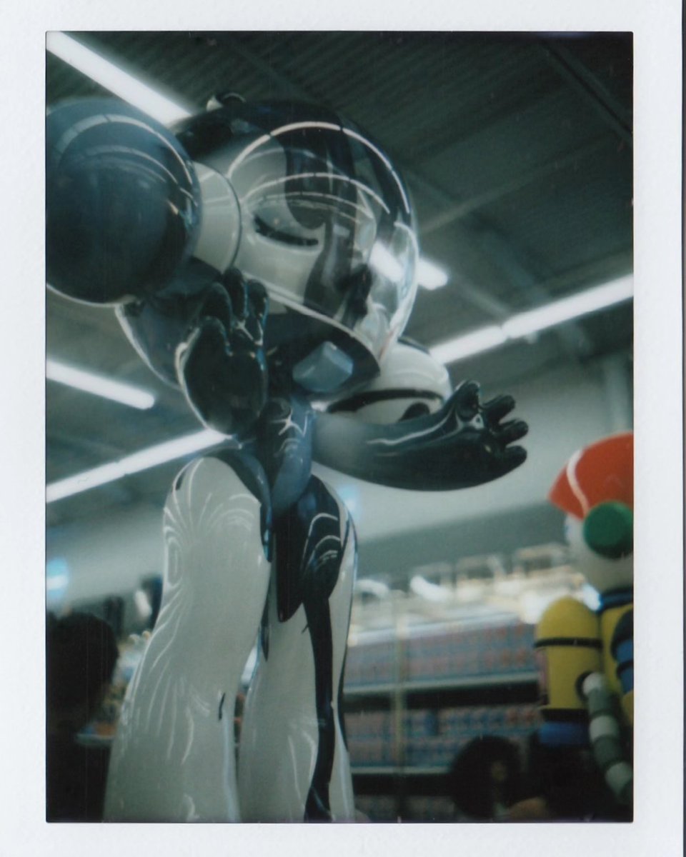 Gaige_404's tweet photo. Teso Life

Went to teso life store for the first time. So many cool blind boxes, collectibles, and crane games. 

#tesolife #instaxmini #instantphotography #instax #mintcamera #instantcamera #rolleiflex https://t.co/V5ktIAu1MH
