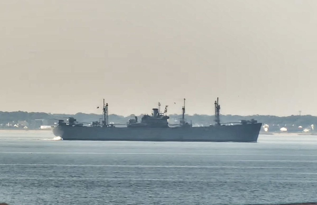 WarshipCam's tweet photo. S.S. John W. Brown World War 2 liberty ship coming down from Baltimore into Norfolk, Virginia for maintenance - July 14, 2024 #ssjohnwbrown
SRC: webcam / Thimble Shoals Shipwatching https://t.co/QXnvGvccOc