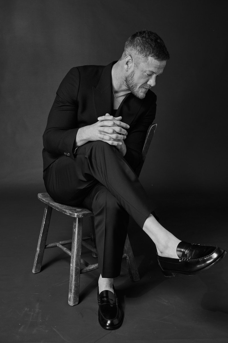 ThatOneCritchy's tweet image. Happy birthday to the greatest singer of all time (in my opinion) @DanReynolds!!! Have a wonderful day my friend