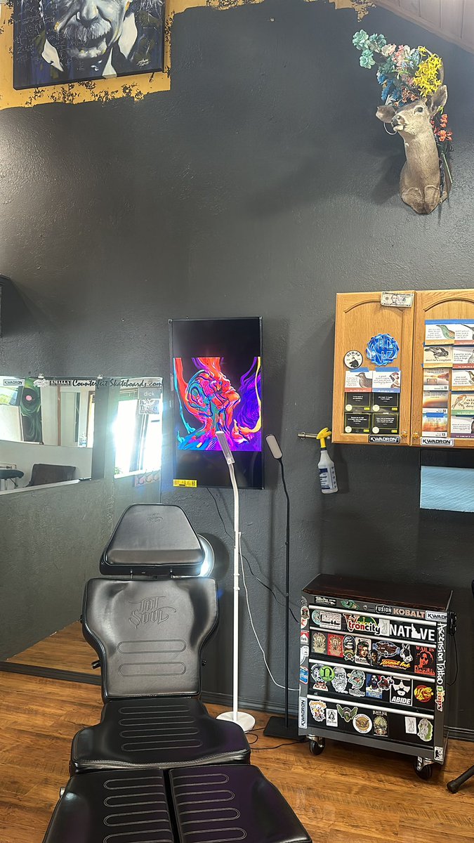 Ascension208's tweet photo. It’s a blessed Sunday here at Ascension. Making tattoos and sharing some beautiful art!

Today we’ve got @transitorymask @CryptoVulture @BenHarleyNFTart @nicofey guiding us to do great things with the day ahead! 🖤

GM indeed! https://t.co/3VEROJKQP3