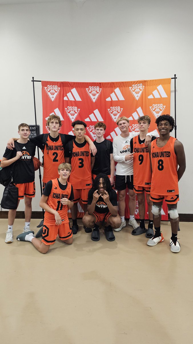 TeamIowaUnited's tweet photo. @3SSBCircuit was the experience of a lifetime for our boys. We feel blessed to have this opportunity in our inaugural season. 

Thankful for our coaches, @3StripesGOLD and many others for making this happen! https://t.co/yYfcl3A0EF