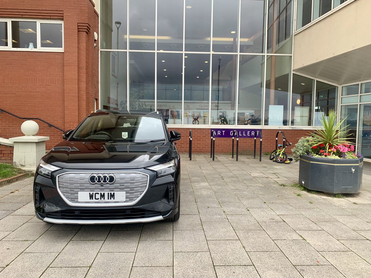 MerseyRoads's tweet image. Mayor of Wirral pavement parked in front of bike stands, access points, defibrillator machine 13Jul24