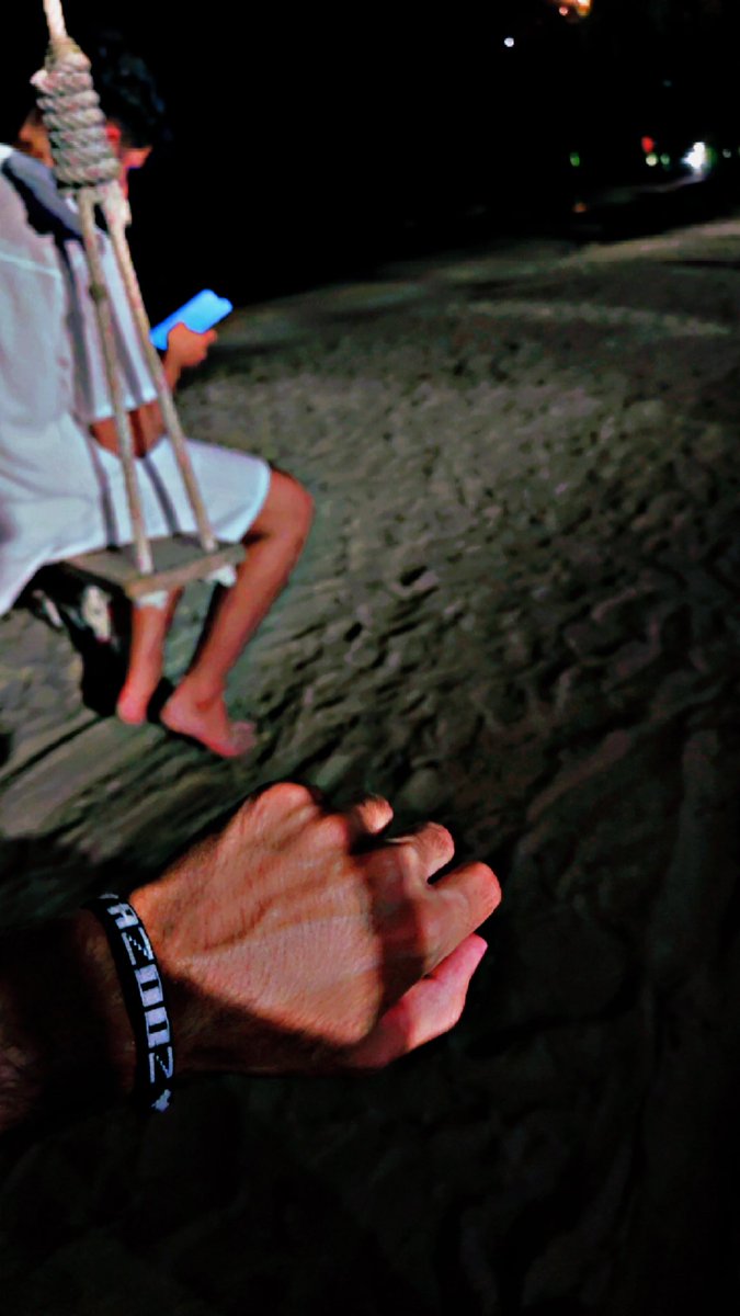 nucIIv's tweet photo. مقتطفات سفرتي تايلند 🚶🏻 https://t.co/VCTp9nm77Z