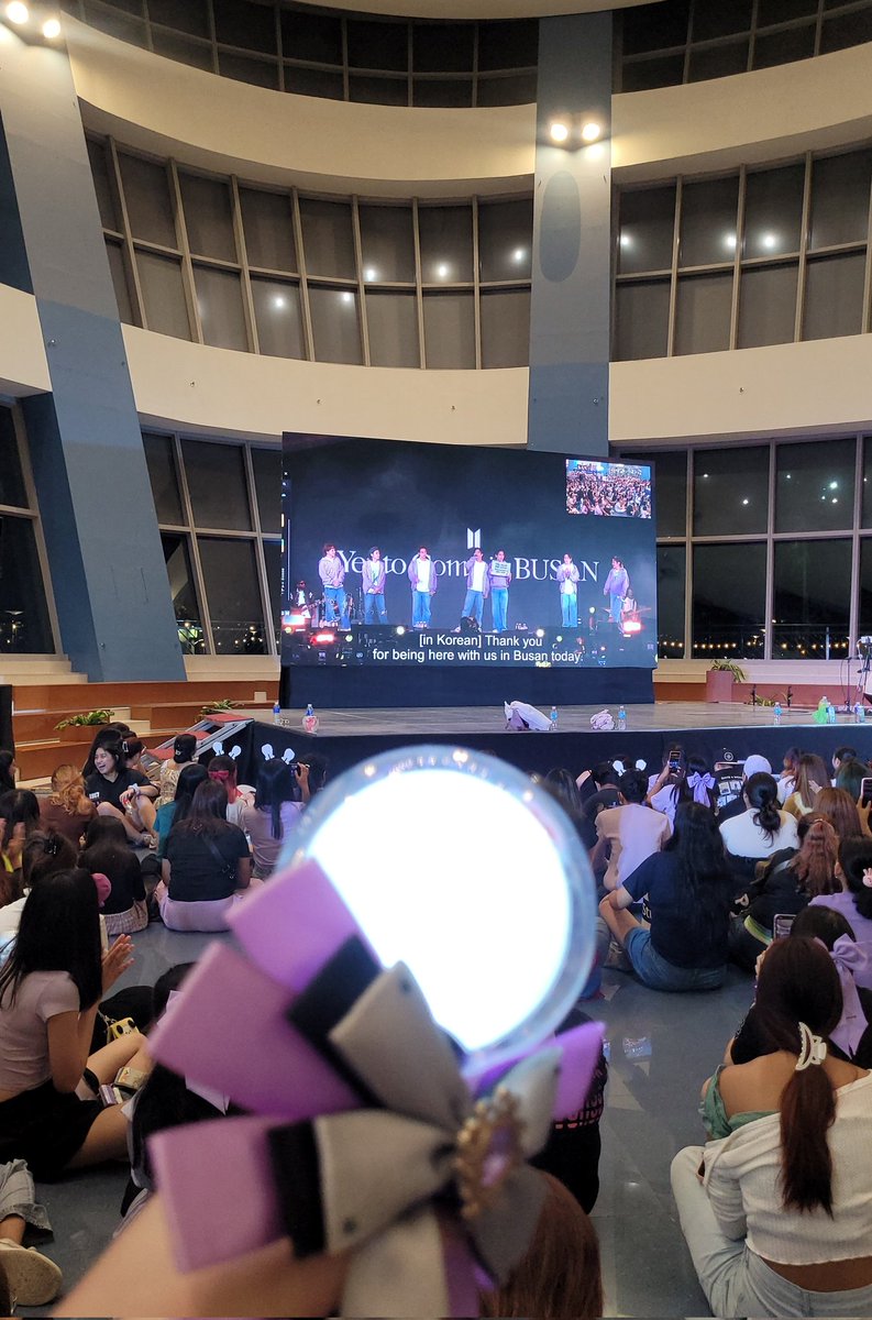 xissy_army's tweet photo. had a tiring but super fun day with @itz_kesi π
Moaβ‘οΈ Bverseβ‘οΈ Moaππ
#BverseManila #SteelDecadeWithBTS
@army_cavite https://t.co/yPT3JFVhak